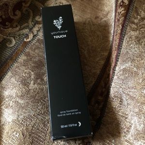 Younique Touch Spray Foundation - Shade Velour